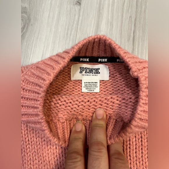 NWOT‎ PINK Victoria's Secret Pink Crew Neck Sweater with Ribbed Texture - Picture 3 of 7